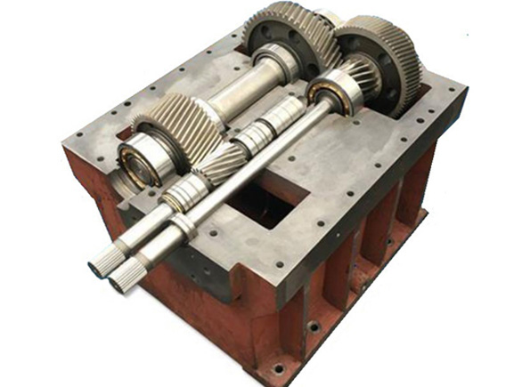 gearbox for twin screw.jpg