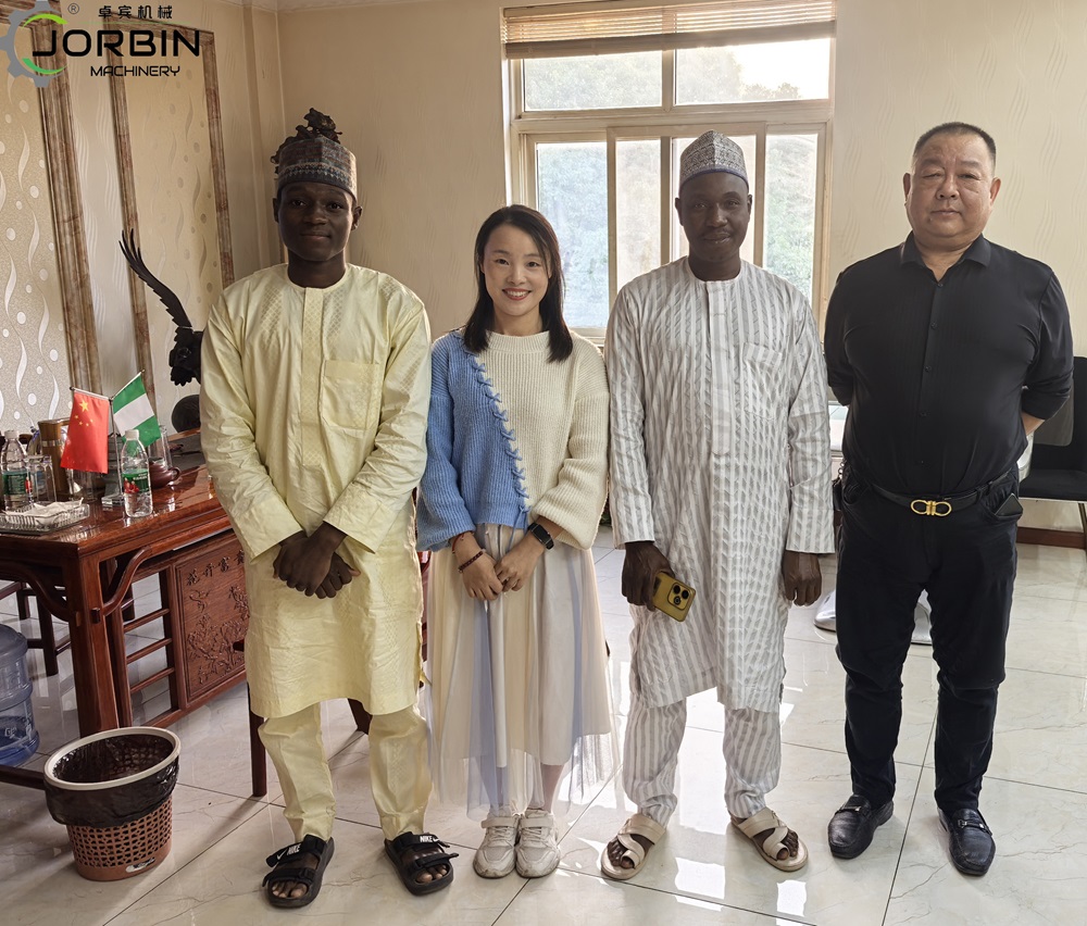 NIGERIAN CUSTOMER VISIT OUR FACTORY.jpg