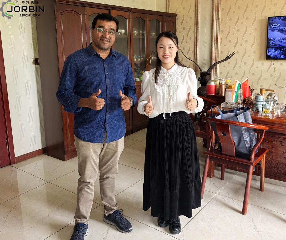 Indian clients  visit Jorbin Machinery.jpg