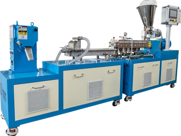 lab twin screw extrusion machine.jpg