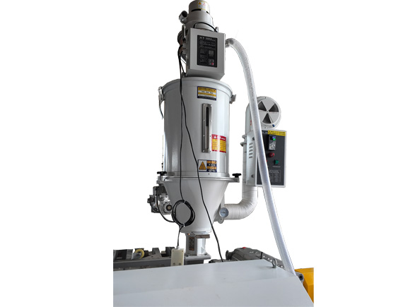 vacuum loading with dryer.jpg vacuum loading with dryer.jpg